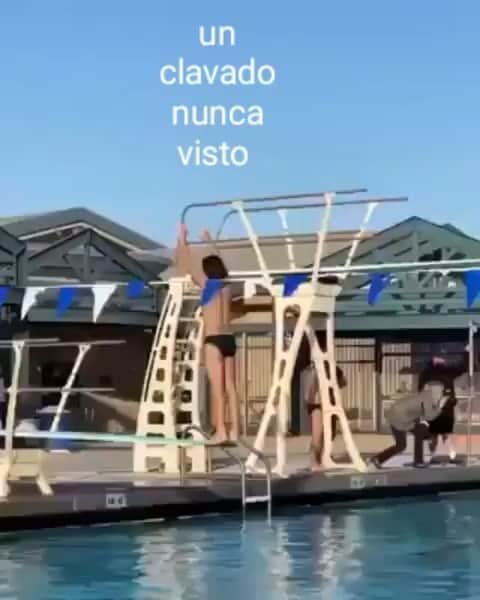 ホセ・レイエスのインスタグラム：「Wao😳」