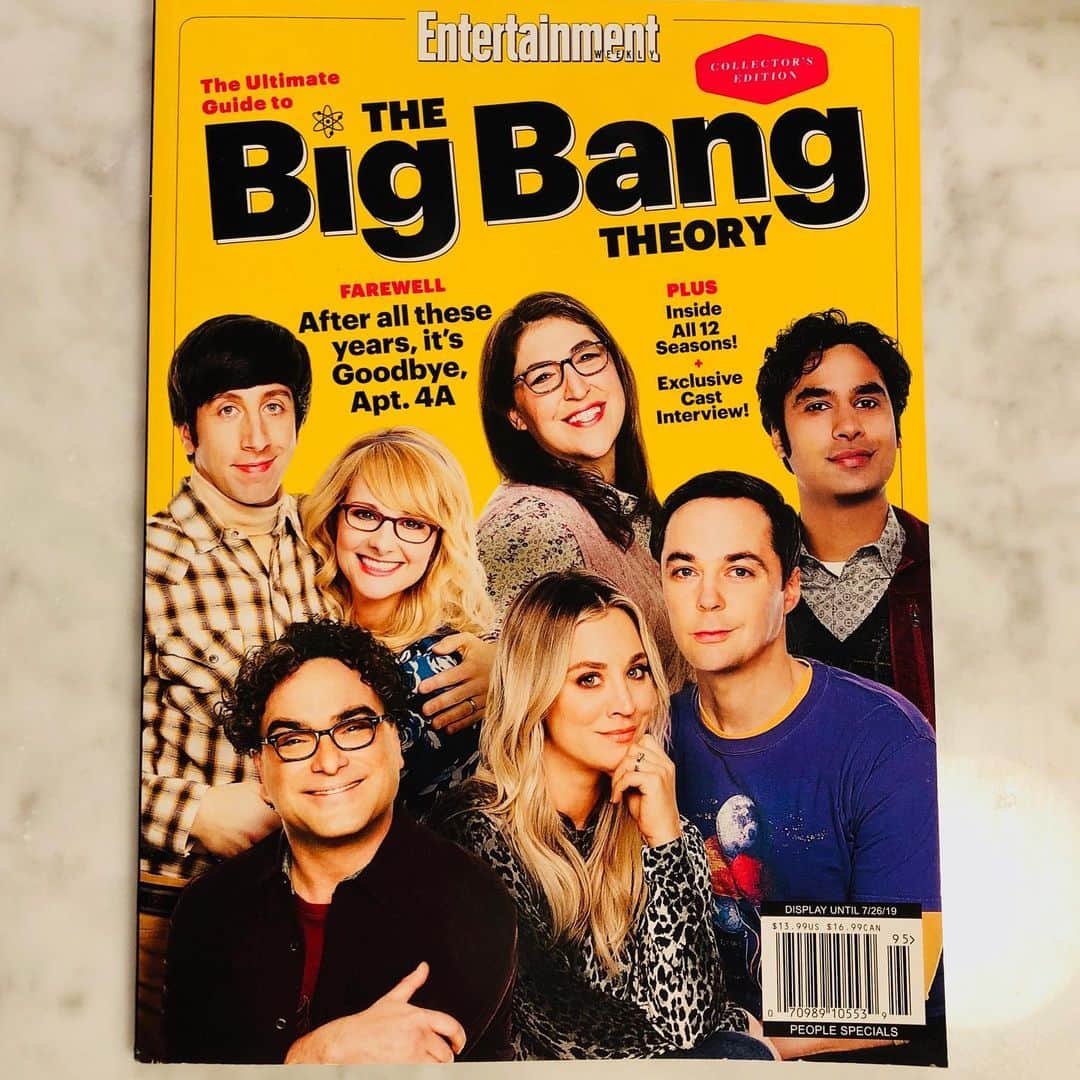 メリッサ・ラウシュのインスタグラム：「This whole @entertainmentweekly is entirely @bigbangtheory_cbs cover to cover! So much fun stuff inside!」