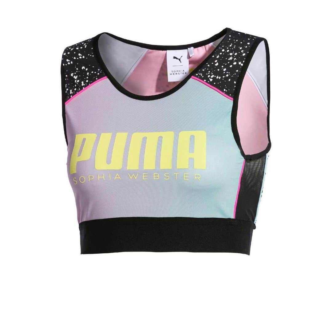 SOPHIA WEBSTERさんのインスタグラム写真 - (SOPHIA WEBSTERInstagram)「#PUMAxSOPHIAWEBSTER Reversible crop top 🔄 Which side are you 💜 or 💗? 🏃‍♀️Link in bio! 🤸‍♀️@Puma @pumasportstyle @pumawomen #SophiaWebster #Puma #PumaSportStyle #PumaWomen」5月8日 5時23分 - sophiawebster