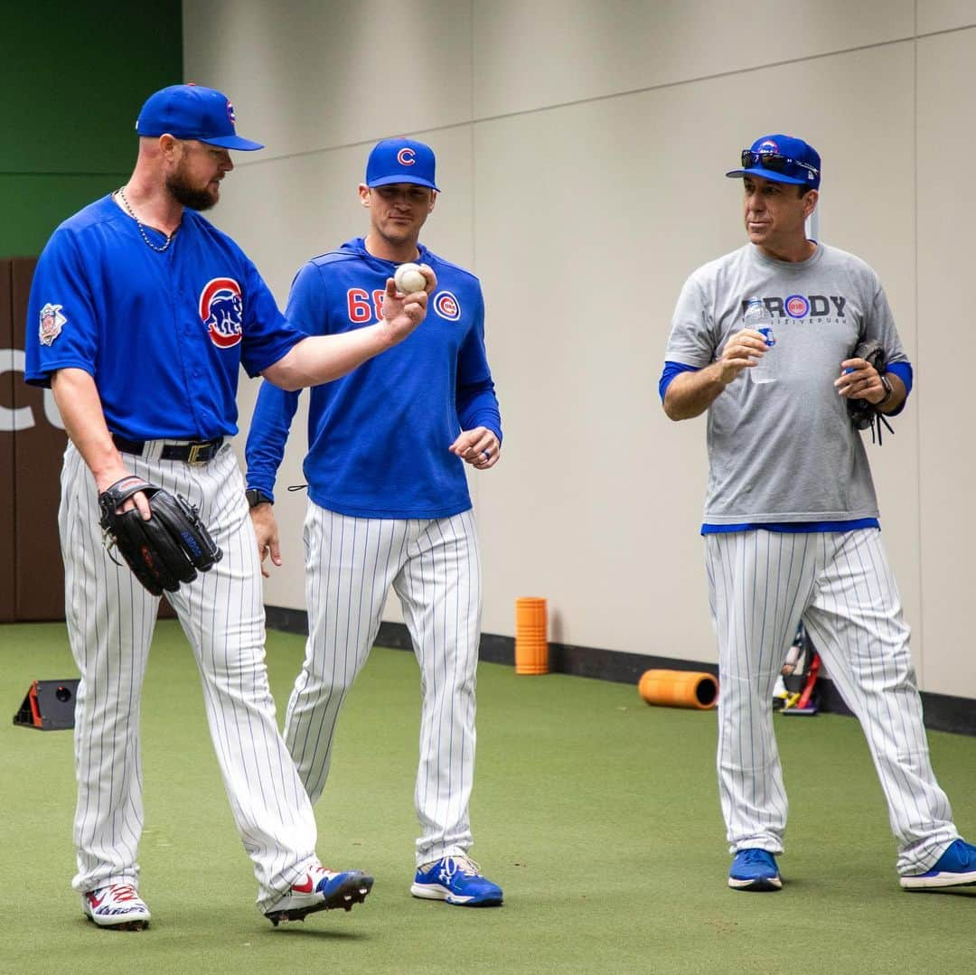 シカゴ・カブスさんのインスタグラム写真 - (シカゴ・カブスInstagram)「#CubsCollection: Pitching Coach Tommy Hottovy As a valued member of the Cubs organization for four years, Hottovy was promoted to pitching coach in December of 2018. "[My role is] more an evolution of how this game has evolved, how I personally evolved with it and how our players are evolving with it." -Tommy Hottovy #EverybodyIn From the mound to the dugout, check out Hottovy's view of the game from a pitching perspective. 📸 @sgreenphoto  Find more photos on Facebook.com/Cubs」5月8日 5時57分 - cubs