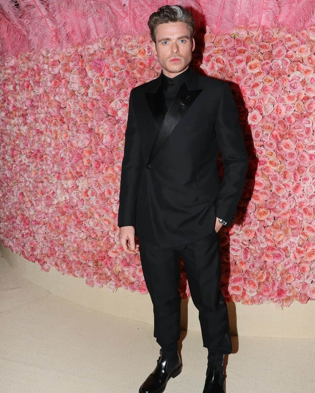 クリスチャンディオールさんのインスタグラム写真 - (クリスチャンディオールInstagram)「Attending the Met Gala in New York, actor @MaddenRichard joined the night's men in black in an elegant 'tailleur oblique' tuxedo from the Pre-Fall 2019 men's collection by @MrKimJones.⠀ #StarsinDior⠀」5月8日 6時00分 - dior