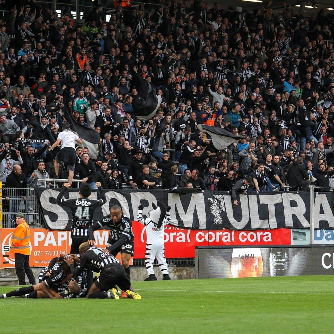 森岡亮太のインスタグラム：「Good performance, good atmosphere, good result! Thank you for your support!﻿﻿ ﻿ ﻿ #rcsc ﻿ #charleroi ﻿ #pl2﻿ #belgium﻿ #日本人対決」