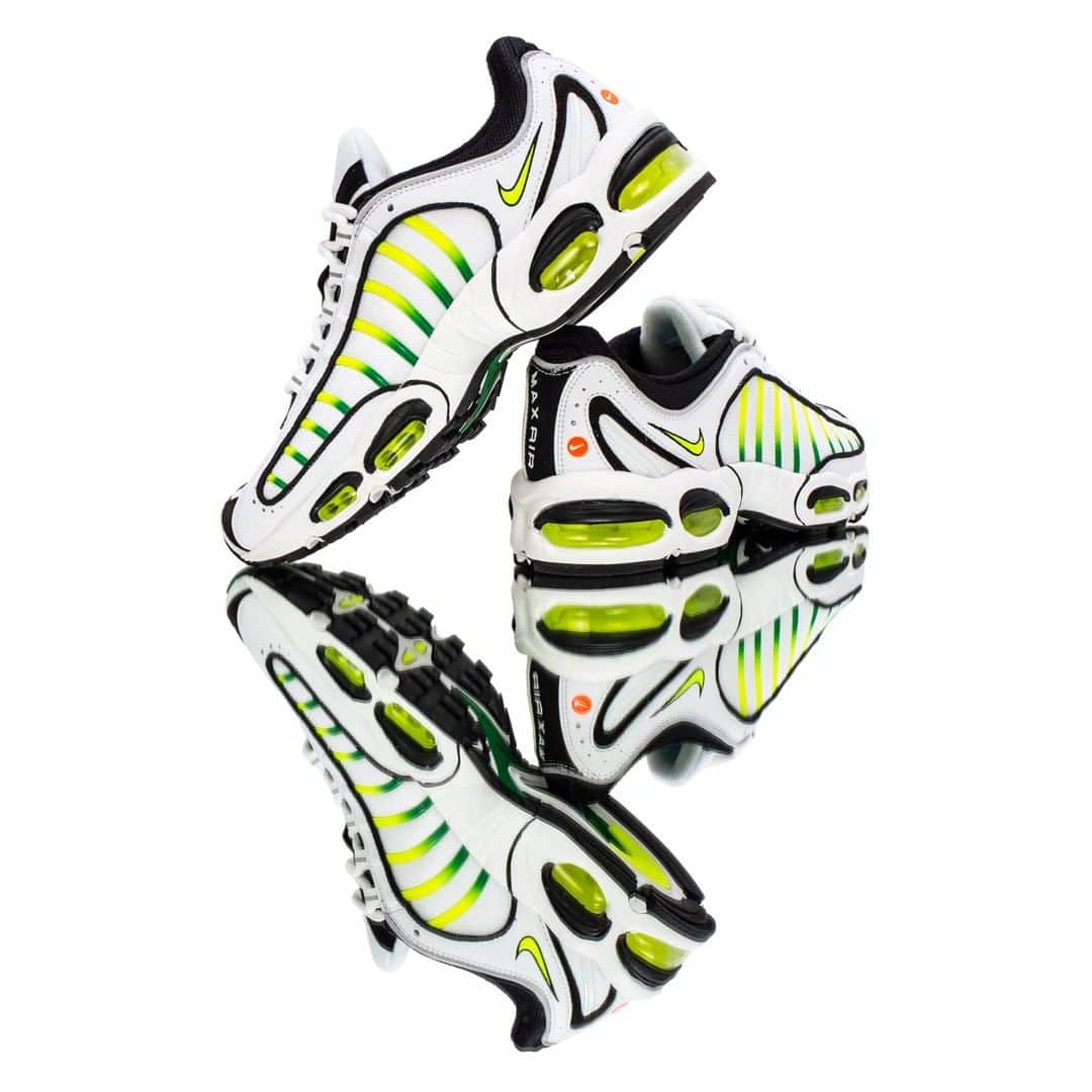 Flight Clubさんのインスタグラム写真 - (Flight ClubInstagram)「As a tribute to its 20th anniversary, the Nike Air Tailwind IV returned in its OG treatment, reviving the volt details across the profile.」5月8日 7時01分 - flightclub