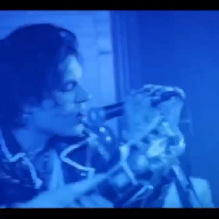 サミュエル・ラーセンのインスタグラム：「@nextcityband link in bio🌌」