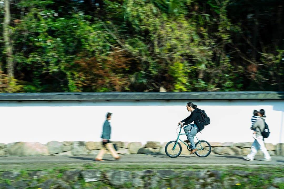 宇野陽介さんのインスタグラム写真 - (宇野陽介Instagram)「OUVERで、CITYクルーズ。 photo @tetsu24_rd  #ouver_cycle #aresbikes #bmx #city #自転車 #滋賀県 #彦根 #観光」5月8日 8時45分 - yorkuno