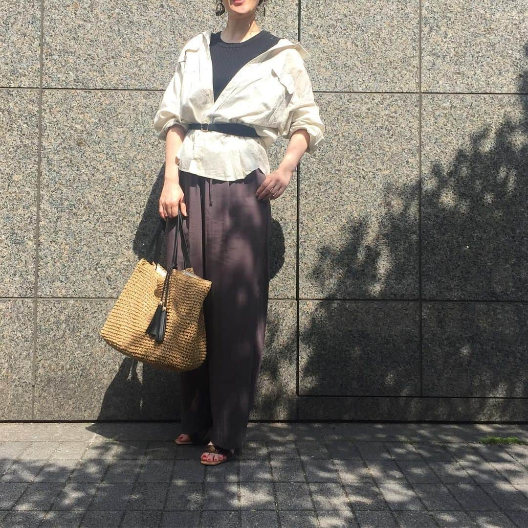 ropepicnic_credokayama さんのインスタグラム写真 - (ropepicnic_credokayama Instagram)「． tops ¥3,490＋tax pants 3,990＋tax ． #ロペピクニック#クレド岡山#岡山#シンプルコーデ#カジュアルコーデ#ママコーデ#ママファッション#プチプラコーデ#プチプラファッション#大人女子#大人カジュアル#スタッフコーデ#ベルトコーデ#ベルト#シャツコーデ#ワイドパンツ#夏コーデ」5月8日 11時15分 - ropepicnic_credokayama