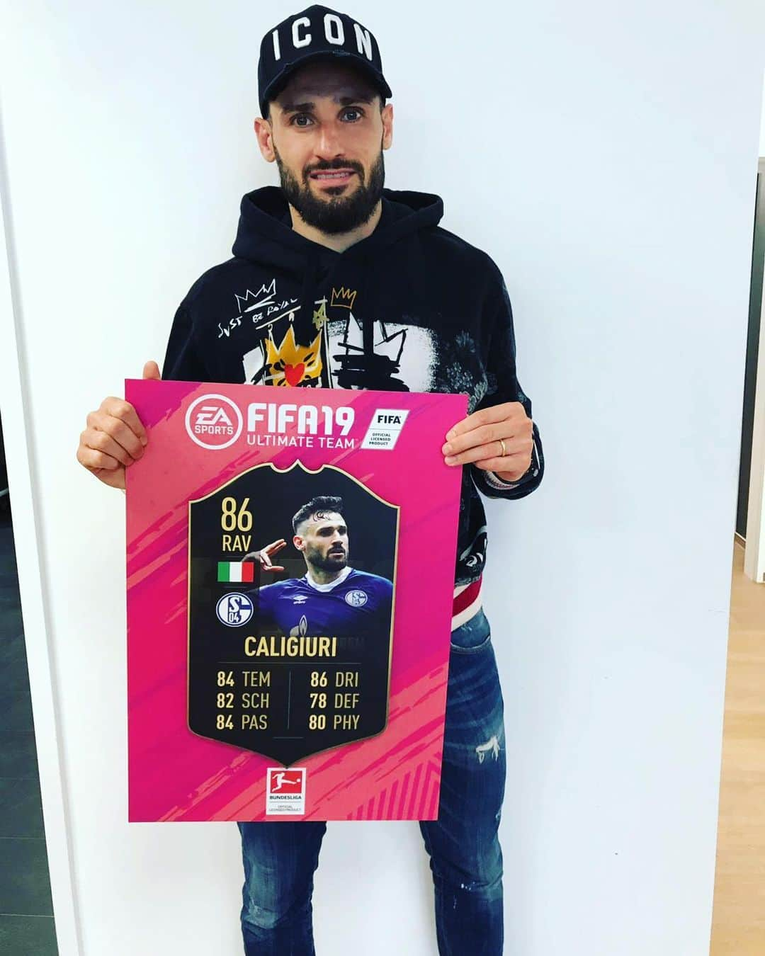 ダニエル・カリジュリさんのインスタグラム写真 - (ダニエル・カリジュリInstagram)「Thank you @easportsfifa  #fifa19 #fut #totw」5月8日 20時46分 - danielcaligiuri18