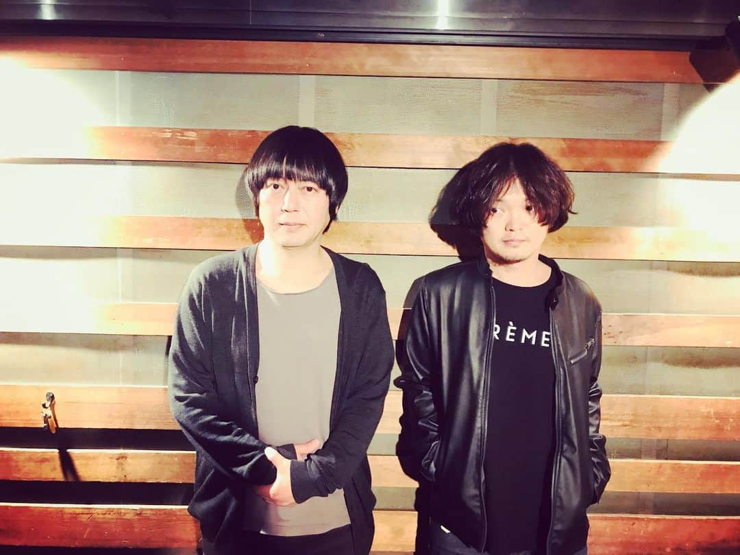 スネオヘアーさんのインスタグラム写真 - (スネオヘアーInstagram)「#スネオヘアー  #今週末は #お誕生日の会 #今年も #ジュンマツエ #松江潤 氏と #今日は #スタジオ で #リハーサル #来場者 #全員プレゼント #有り #その夜のために作ったCD #お楽しみに #横浜thumbsup」5月8日 20時50分 - suneohairofficial