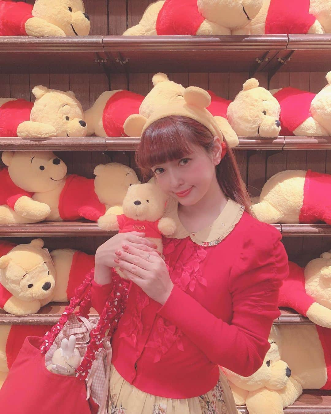 青木美沙子さんのインスタグラム写真 - (青木美沙子Instagram)「#ぷーさんコーデ」5月8日 20時57分 - misakoaoki