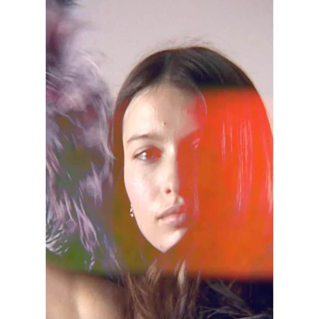 レジャビーのインスタグラム：「A transgenerational movement #designedbywomenforwomen is nearly here ! —— Un nouvel élan transgénérationnel dans l'univers de la lingerie arrive bientôt ! #conçuparlesfemmespourlesfemmes #lapetitelejaby @luciebou2」