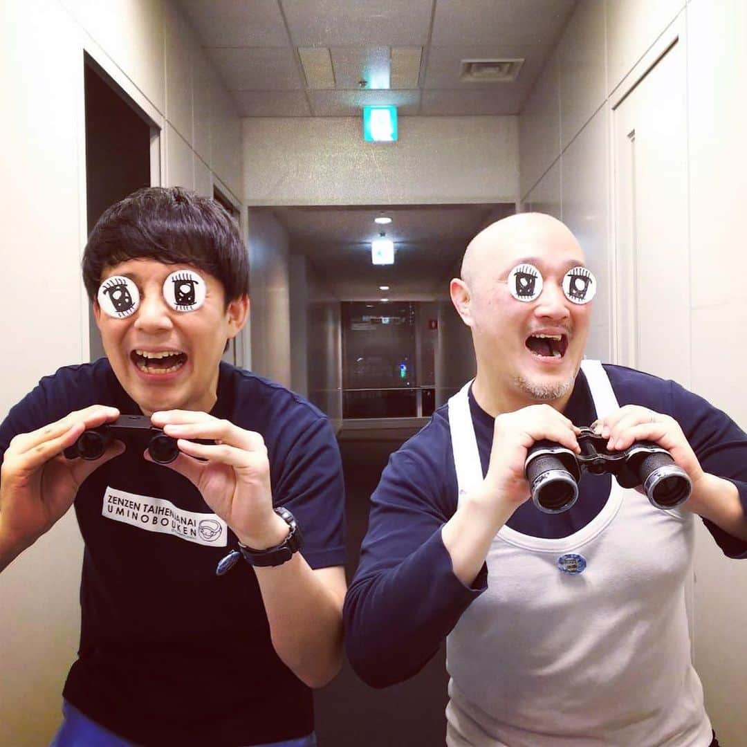 佐久間一行さんのインスタグラム写真 - (佐久間一行Instagram)「くまださんがすごすぎました！ MCのピクニックもありがたかった〜！ボリュームがあるので、ブログで更新します。  ひとまず、まつ毛がぬけました。 とにかく楽しかったのです！  #佐久間一行展 #佐久間一行 #くまだまさし #ピクニック #有楽町マルイ #有楽町 #マルイ」5月8日 21時21分 - sakuzari