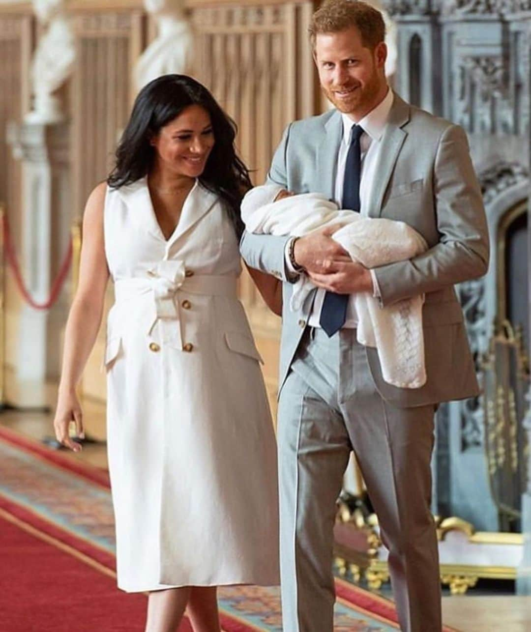 Wedding ?さんのインスタグラム写真 - (Wedding ?Instagram)「Hello!!! Introducing baby #sussex ❤️ #princeharry #meghanmarkle #royal #royalbaby」5月8日 21時59分 - weddingideas_brides