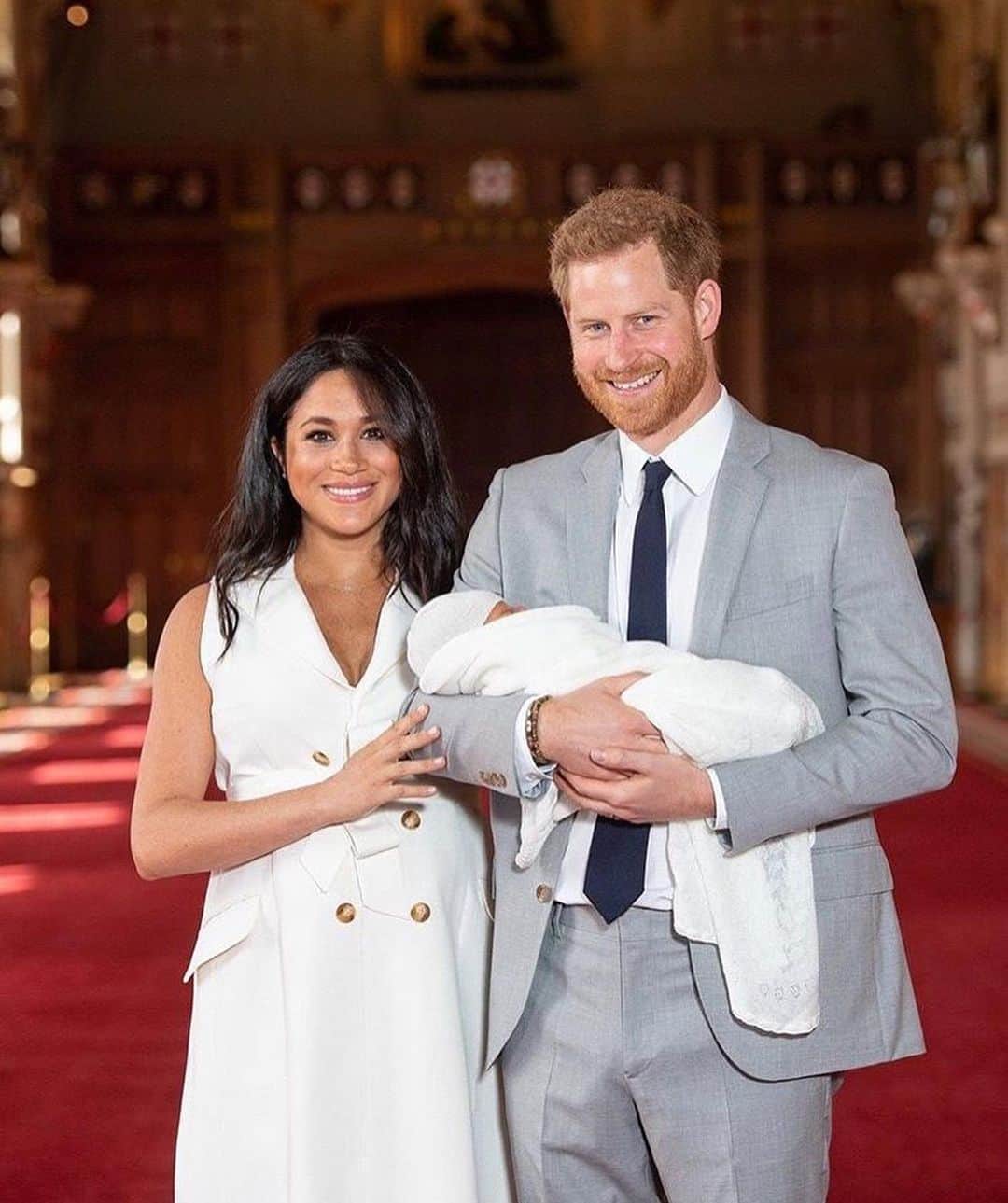 Wedding ?さんのインスタグラム写真 - (Wedding ?Instagram)「Hello!!! Introducing baby #sussex ❤️ #princeharry #meghanmarkle #royal #royalbaby」5月8日 21時59分 - weddingideas_brides