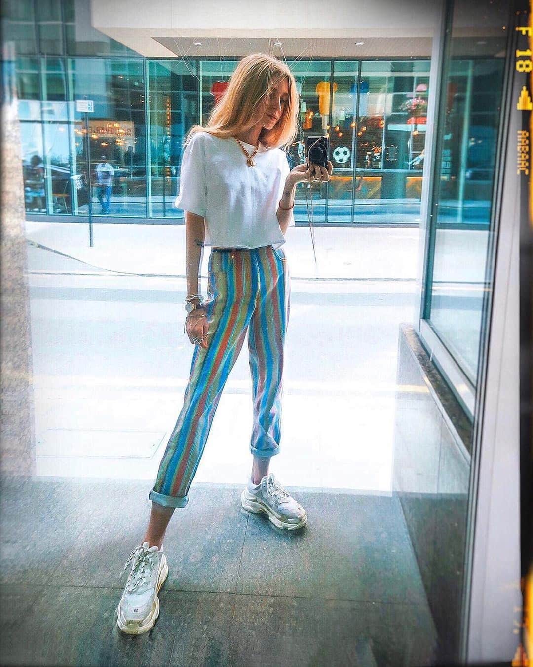Angel™さんのインスタグラム写真 - (Angel™Instagram)「Which outfit would you add to your shopping list? credit @oliviabynature #americanstyle #ootd #outfit #style #fashion #onlineshopping 😍❤️」5月8日 13時55分 - americanstyle