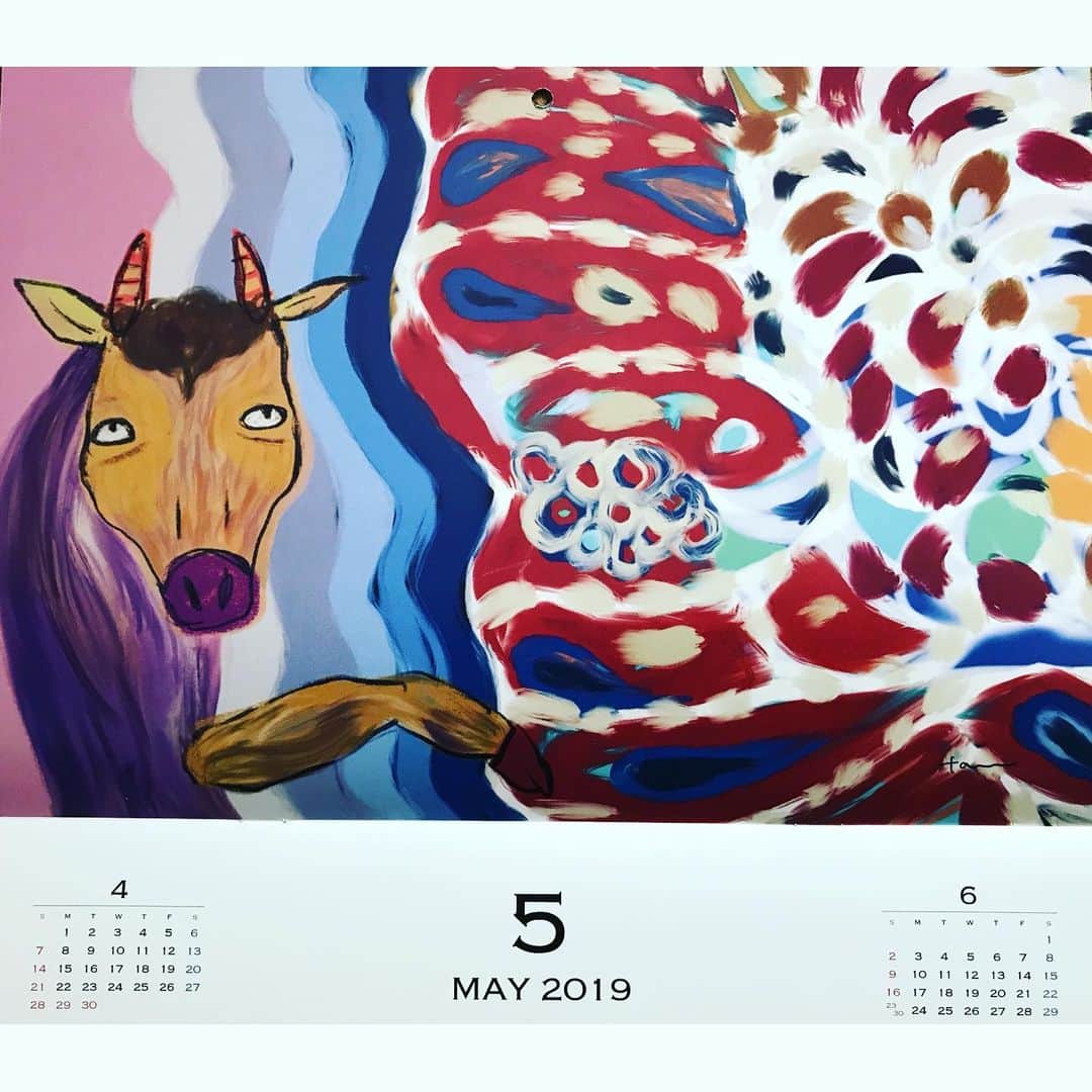 たむらぱんさんのインスタグラム写真 - (たむらぱんInstagram)「モウ！ですよ。 . . . . . #May#2019calendar #tamurapan#myartwork  #5月#令和 #2019カレンダー#たむらぱん」5月8日 16時17分 - _tamurapan_