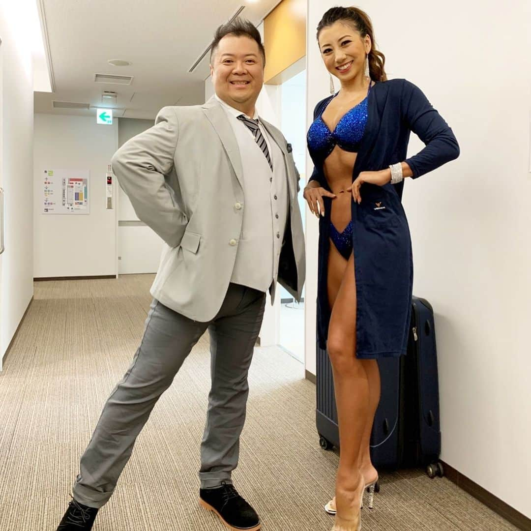 安井友梨さんのインスタグラム写真 - (安井友梨Instagram)「今日のブログは「感動の彼の方との再会と、㊙️㊙️㊙️トレーニングノート📓📔」です！続きは今日のブログをご覧下さい！  MBS「戦え！スポーツ内閣」に、 大変光栄なことにも、 今回4回目の出演させて頂きました  今晩の放送、是非楽しみにしていてください💗💗💗💗 今夜11時56分～は、 MBS戦え！スポーツ内閣！！ 究極の肉体美！魅せる女たち！  いつも、いつも、マイナー競技である、ビキニフィットネスを取り上げてくださり本当に本当にありがとうございます😭😭 #mbs  #スポーツ内閣 #中村祥子  #畠山愛理  #女子アスリート #魅せる  #究極の身体 #ビキニフィットネス」5月8日 22時22分 - yuri.yasui.98