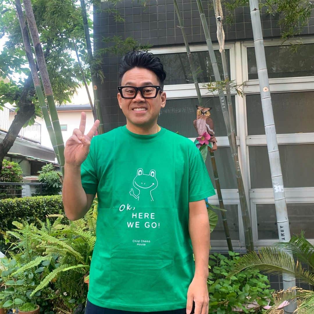 宮川大輔さんのインスタグラム写真 - (宮川大輔Instagram)「今年も、5月25日(土)がんの子どもと家族を応援するチャイケモのウォークイベントが開催されます！ AM10時スタート（受付9時〜9時45分） このチャイケロTシャツを着て、神戸の街を楽しみましょう！ 参加できなくてもこのチャイケロTシャツはゲットできるみたいです！ ちなみに残念なんですが僕は仕事で参加出来ませんが一人でも多くの方に参加して頂きたいです！ 詳しくはこちらから　 https://congrant.com/project/kemohouse/629 #チャイケモ #みんケロ #チャイルドケモハウス #小児ガン」5月8日 17時04分 - miyagawadai