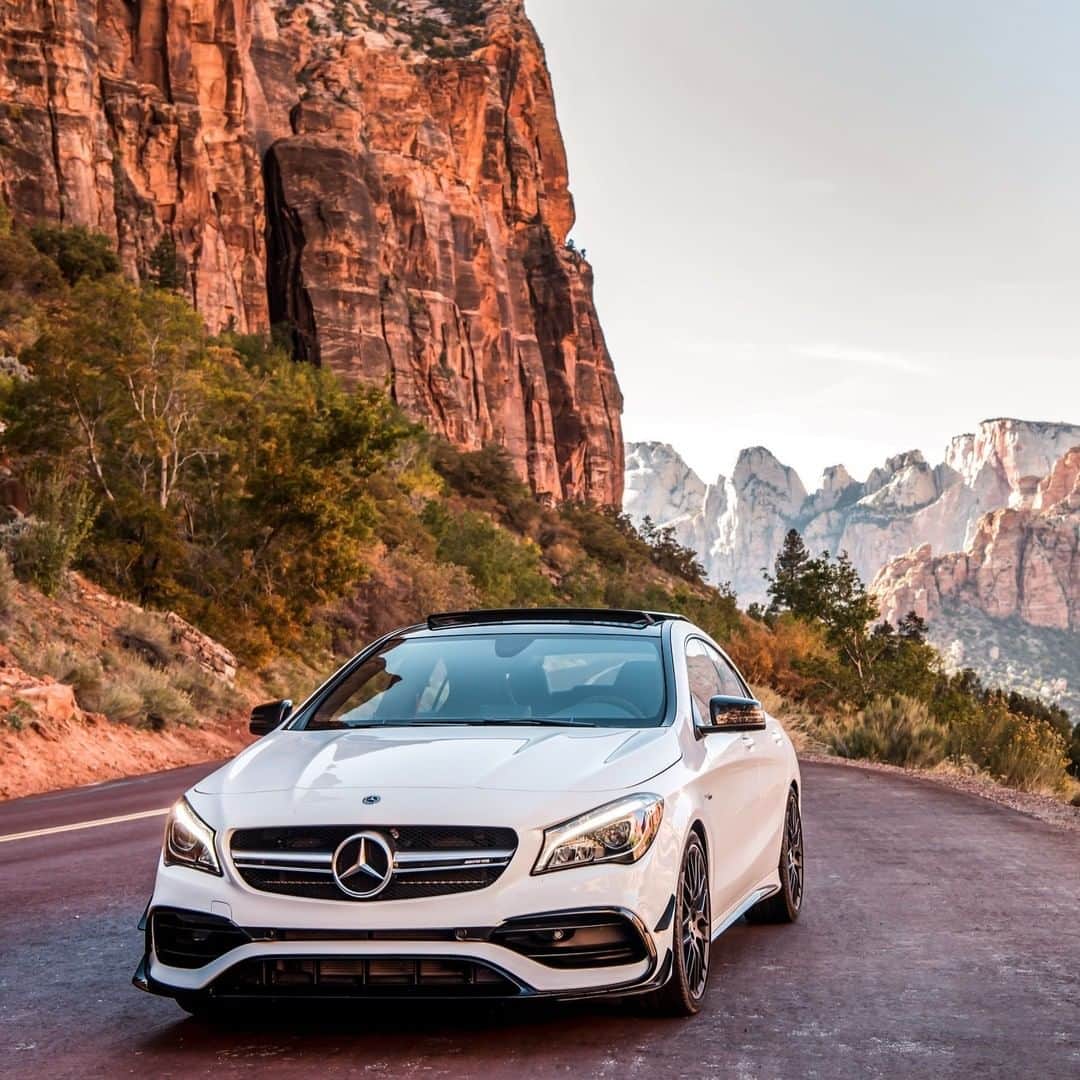 Mercedes AMGさんのインスタグラム写真 - (Mercedes AMGInstagram)「[Mercedes-AMG CLA 45 | Fuel consumption combined: 8.6-8.5 l/100km | CO2 emissions combined: 194-193 g/km]  The world’s most powerful series-production four-cylinder engine is awaiting your next getaway. What's next? 🌎  Photos: @BasFransenPhotography for #MBphotopass  #MercedesAMG #DrivingPerformance #CLA」5月8日 18時00分 - mercedesamg
