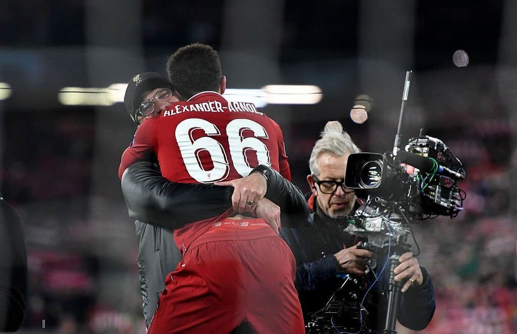 トレント・アレクサンダー＝アーノルドさんのインスタグラム写真 - (トレント・アレクサンダー＝アーノルドInstagram)「HOW ARE WE FEELING REDS? 🔴 Liverpool vs FC Barcelona (08-05-19) 🔴📷: Andrew Powell for Liverpool FC 🔴 @trentarnold66 🔴 Partners:  @domsolanke29 @dannyingsfanpage  Tags ignore: #trentarnold #TAA66 #team66 #trentalexanderarnold #team66 #trentalexander  #milner #hendo #gerrard #benwoodburn #liverpool #lfc #salah #mane #firmino #robertson #vandijk #emrecan  #chamberlain #aoc #lallana #matip #lovren  #moreno #football  #l4l #f4f #lfl #lovelfc」5月8日 18時08分 - trentaa66