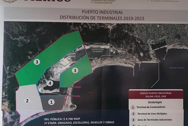 surflineさんのインスタグラム写真 - (surflineInstagram)「Breaking: An industrial port is threatening Salina Cruz’s Punta Conejo (pictured.) “We’re not against the project, we are just against it happening at Punta Conejo,” says longtime Oaxaca surf guide, David Ramirez, about the Interoceanic Corridor project. Full story on the site now. 📷: @mattkurvin」5月8日 18時24分 - surfline