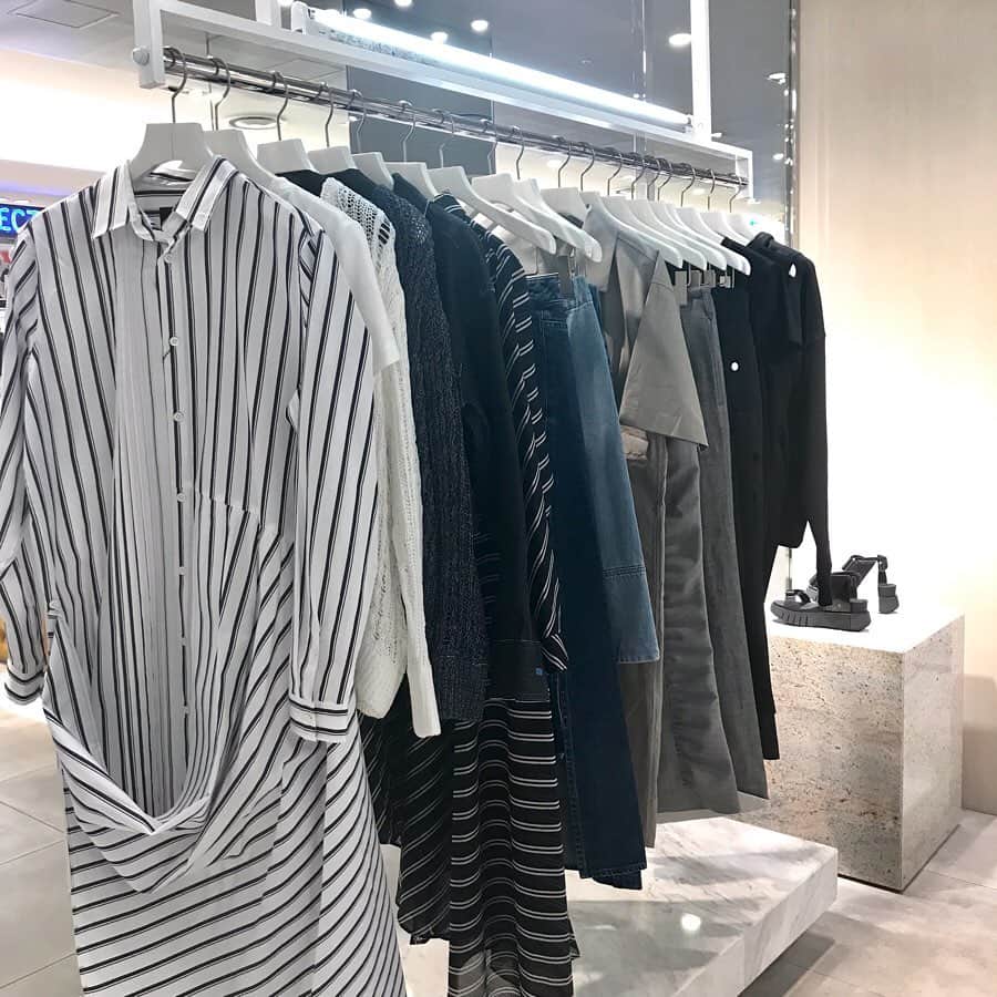 HANKYU.MODEさんのインスタグラム写真 - (HANKYU.MODEInstagram)「kudos/soduk HANKYU POP UP STORE "we are here together!" Until 5/14 At 3F『D-LAB』  #Hankyu #HANKYUMODE #umedahankyu #阪急うめだ本店 #うめだ阪急 #阪急百貨店 #osaka #umeda #mode #kudos #soduk #tsukasamkudo #クードス #スドーク」5月8日 18時30分 - hankyumode