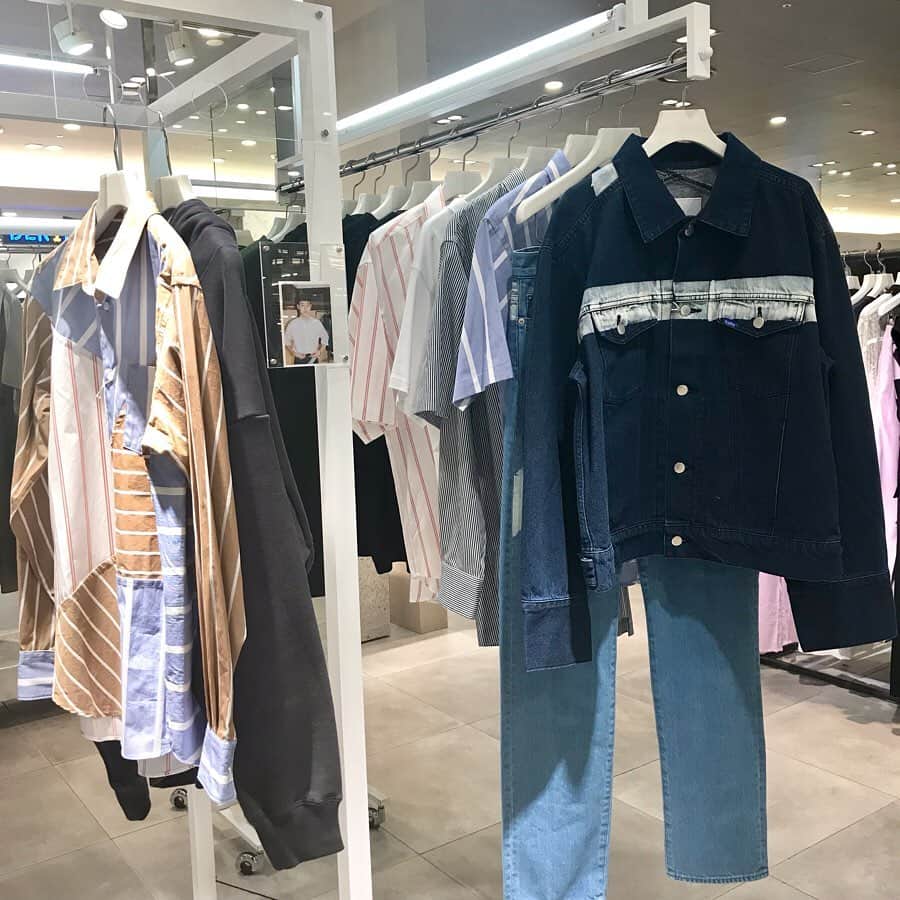 HANKYU.MODEさんのインスタグラム写真 - (HANKYU.MODEInstagram)「kudos/soduk HANKYU POP UP STORE "we are here together!" Until 5/14 At 3F『D-LAB』  #Hankyu #HANKYUMODE #umedahankyu #阪急うめだ本店 #うめだ阪急 #阪急百貨店 #osaka #umeda #mode #kudos #soduk #tsukasamkudo #クードス #スドーク」5月8日 18時30分 - hankyumode