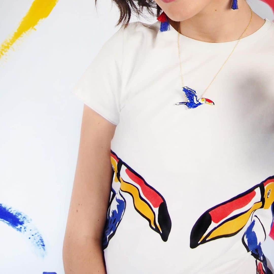 のインスタグラム：「Il est encore temps de découvrir ou (re)découvrir nos T-shirts sauvagement Arty !  Retrouvez les modèles de notre collaboration avec @nachbijoux. (Lien en bio)  It is still time to discover or (RE)discover our wildly Arty T-shirts!  Find the models of our collaboration with @nachbijoux. (Link in bio)  #CastelbajacParisxNach #Collaboration #Castelbajac #Paris #Mode #Collaboration #Exclusive #Happyculture #Bijoux #Clothes #Leopard #Toucan」