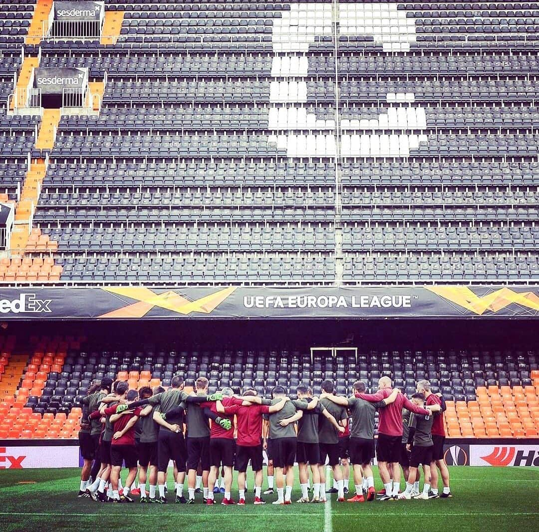 ルーカス・トレイラさんのインスタグラム写真 - (ルーカス・トレイラInstagram)「TOGETHER... GUNNERS! 🔴⚽💪🏻 #UEL #LT11」5月9日 6時23分 - ltorreira34