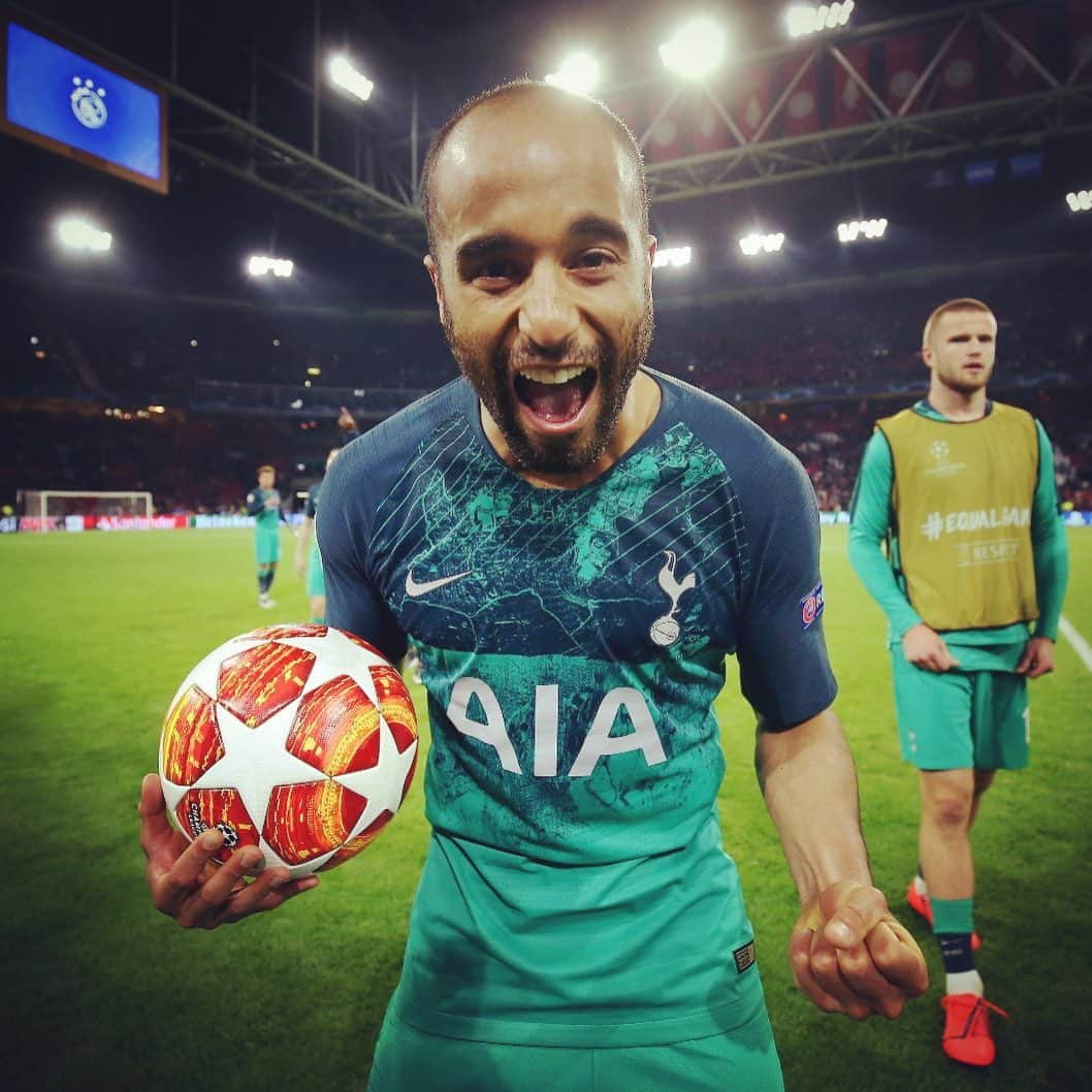 トッテナム・ホットスパーFCさんのインスタグラム写真 - (トッテナム・ホットスパーFCInstagram)「HAT-TRICK HERO! 🎩 #COYS」5月9日 6時59分 - spursofficial