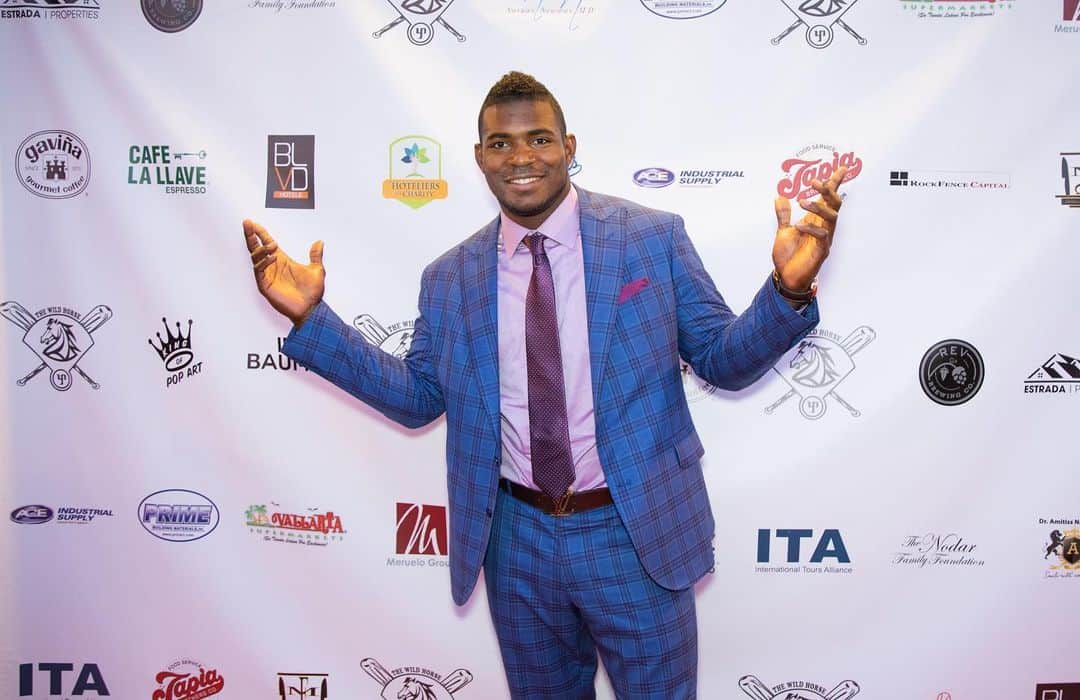 ヤシエル・プイグのインスタグラム：「I am holding my annual Poker Tournament in Los Angeles at the amazing Houdini Mansion on May 13, 2019 for my LA fans in support of underprivileged children in the city. • Come support my @wildhorsefdn by purchasing a ticket at the link in my bio! Come hang out with me and all my friends with magic, seances and everything Houdini liked! Enjoy an open bar, food and games. You know me, it will be the party of your life! Vamos! #wildhorsepoker」
