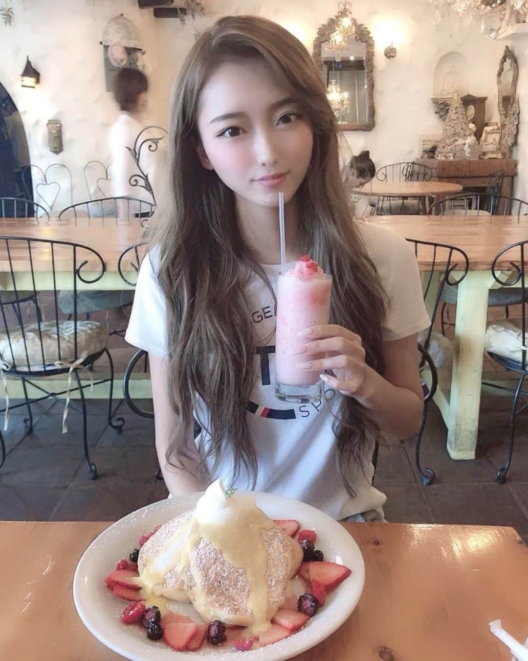 美女美容事情さんのインスタグラム写真 - (美女美容事情Instagram)「《🥞パンケーキ食べたい🎶》 * リポストを使って、素敵な写真📷✨を投稿されてる方を紹介させて頂く⠀⠀⠀ 【💄美女美容事情💅】のコーナーです✨ *⠀⠀⠀⠀⠀⠀ いいねやコメント、フォローして応援してね❤︎🥰🎶⁣ *⠀⠀⠀⠀⠀⠀ 今回ご紹介させて頂きますのは❤︎ maimaiさん< @mai.yamashita >の素敵なお写真📸 * ハワイでパンケーキをmaimaiさん🥞✨ 美味しそー ❤︎☺︎ *⠀ maimaiさんのアカウントには他にも素晴らしい投稿が沢山ありますので是非覗いてみて💁‍♀️💙 *⠀ maimaiさん< @mai.yamashita > 素敵な投稿ありがとうございました☺️📸✨⠀⠀⠀⠀⠀⠀⠀ △▼△▼△▼△▼△▼△▼△▼△▼△▼⠀⠀⠀⠀⠀⠀⠀⠀⠀⠀⠀⠀⠀⠀⠀⠀⠀⠀⠀⠀⠀⠀⠀⠀⠀⠀⠀⠀⠀⠀⠀⠀ ❤🧡💛「美女美容事情」💚💙💜⠀⠀⠀⠀⠀⠀⠀⠀⠀⠀⠀⠀⠀⠀ 👇掲載ご希望の方は👇⠀⠀⠀⠀⠀⠀⠀⠀⠀⠀⠀⠀⠀⠀⠀ @b_b_j.jタグ付けと🖤 # ビジョビ⠀🖤⠀⠀⠀⠀⠀⠀⠀⠀⠀⠀⠀⠀⠀⠀ をタグ付けお願いします✨⠀⠀⠀⠀⠀⠀⠀⠀⠀⠀⠀⠀⠀⠀⠀ ――――――――――――――――⠀⠀⠀⠀⠀⠀⠀⠀⠀⠀⠀⠀⠀⠀⠀⠀⠀⠀⠀⠀⠀⠀ ～姉妹アカウントのご紹介～⠀⠀⠀⠀⠀⠀⠀⠀⠀⠀⠀⠀⠀⠀⠀⠀⠀⠀⠀⠀⠀⠀⠀⠀⠀⠀ ◇美容情報を紹介している«美女美容事情～Beauty～»⠀⠀⠀⠀⠀⠀⠀⠀⠀⠀⠀⠀⠀⠀⠀⠀⠀⠀⠀⠀⠀⠀⠀⠀⠀ ( @b_b_j.j_b )⠀⠀⠀⠀⠀⠀⠀⠀⠀⠀⠀⠀⠀⠀⠀⠀⠀⠀⠀⠀⠀⠀⠀⠀⠀⠀ ◇美しい旅スポット紹介をしている«美 spot»⠀⠀⠀⠀⠀⠀⠀⠀⠀⠀⠀⠀⠀⠀⠀⠀⠀⠀⠀⠀⠀⠀⠀⠀ ( @b__spo )⠀ ◇ビジョビがお届けするセレクトショップ«bi select» ( @bi_select ) ⠀⠀⠀⠀⠀⠀⠀⠀⠀⠀⠀⠀⠀⠀⠀⠀⠀⠀⠀⠀ よかったらこちらも覗いてみてね✨ ――――――――――――――――⠀⠀ @b_b_j.j⠀ #ハワイ  #旅行  #ファッション #trip ⠀⠀ #ハワイ旅行  #ハワイ島  #ハワイ大好き #ワイキキ  #カジュアルファッション #オシャレコーデ #パンケーキ食べたい #カフェ好き  #ファッション大好き #ファッションスナップ  #美肌ケア #綺麗めコーデ ⠀⠀ #美意識向上 #旅行コーデ  #スマイル  #女子力アップ ⠀⠀ #きょコ #いつコ ⠀⠀ #大人可愛いコーデ #お洒落な人と繋がりたい⠀⠀ #女子力 #女子力向上⠀⠀ #お散歩コーデ #天気いい ⠀⠀ #hawaiistagram #hawaii」5月9日 7時25分 - b_b_j.j