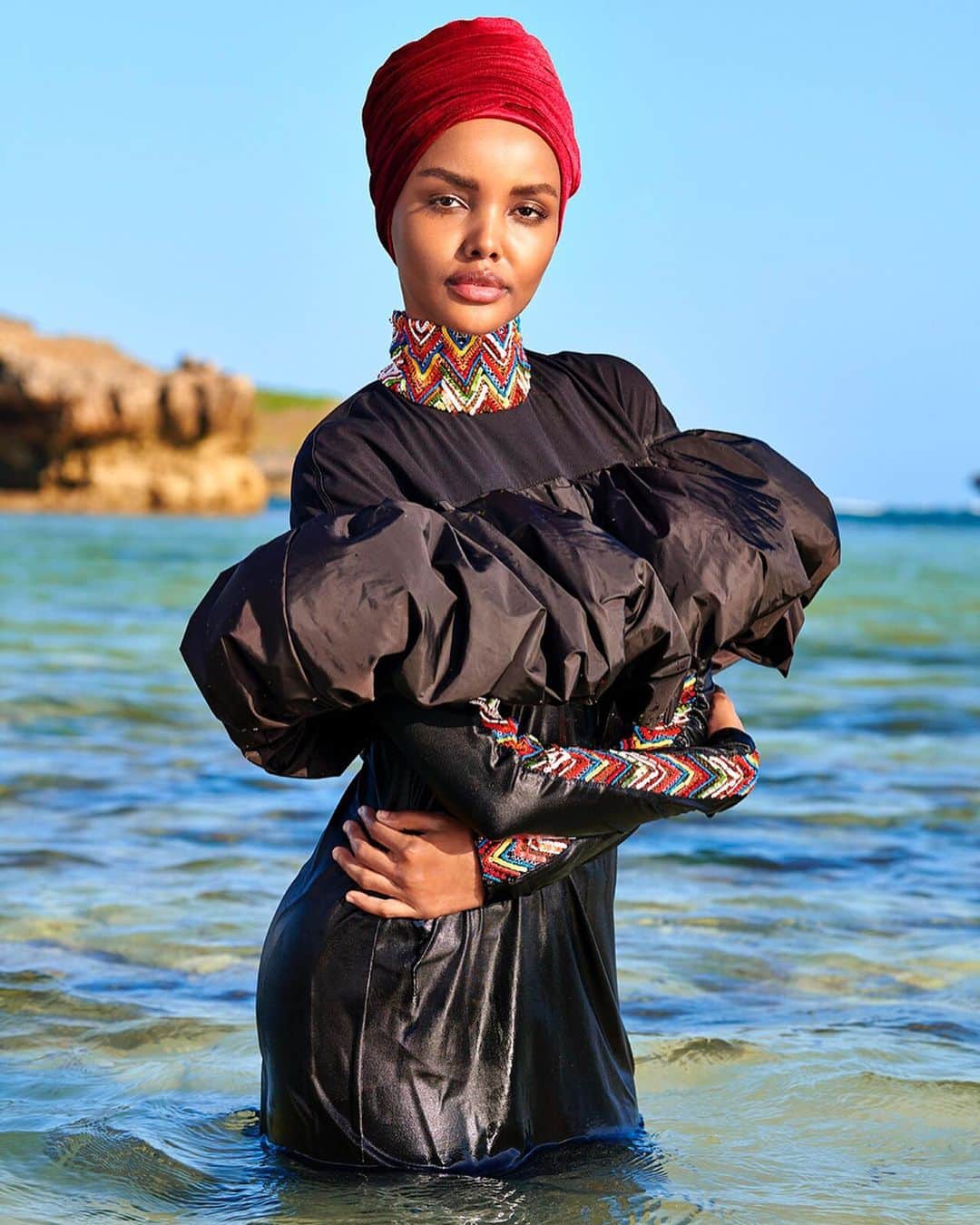 Sports Illustrated Swimsuitさんのインスタグラム写真 - (Sports Illustrated SwimsuitInstagram)「"I'm not forcing my hijab on others, I'm not even preaching my religion; I'm literally just wearing a swimsuit that I feel comfortable in." – @halima • • • @hemingwayscollection @officialkenyaairways #HemingwaysWatamu #LetKQTakeYouThere」5月8日 23時34分 - si_swimsuit