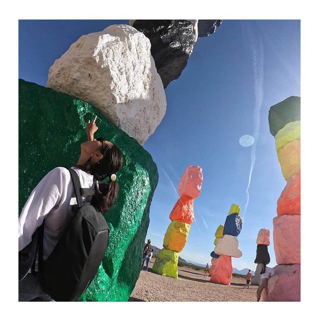 XD Designさんのインスタグラム写真 - (XD DesignInstagram)「Check this colorful artwork! 👀 —— These are the Seven Magic Mountains in the desert of #LasVegas #Nevada ✨ 📸 @03earth . • • • • #xddesign #bobbybackpack #xddesignbobby #antitheftbag #igers #ig_daily #instatravel #usbbag #travellifestyle #keepexploring #travelgear #passportlife #photooftheday #sevenmagicmountains #gotyourback #thetraveltag #modernnomad #digitalnomad #doyoutravel #explorer #travelinspo #travelbackpack #antitheft #instatravel #adventurelife #packandgo #globetrotter #USA」5月8日 23時59分 - xddesign