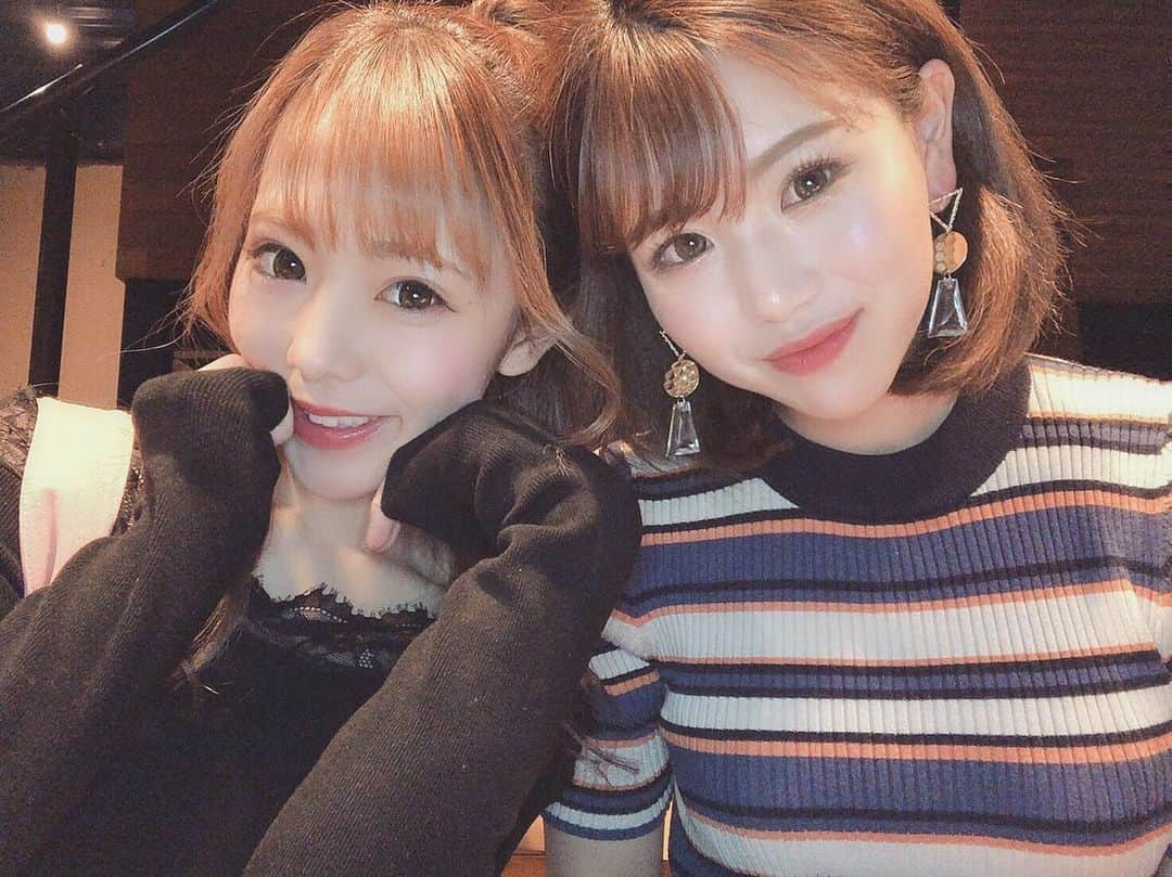 愛田杏奈さんのインスタグラム写真 - (愛田杏奈Instagram)「大好きなお友達にも会えて、 家族ともいっぱいのんびりできて、 遅めのGW満喫できました🙏❤️ . . 明日からまた頑張るぞーっ！！！ . . #gw #2連休 #地元 #可愛い #自慢 #友達 #girlfriend #大人になった #昔の写真見たら２人とも今より老けてた #笑 #gal #selfie #instagood」5月9日 0時12分 - anna_osada