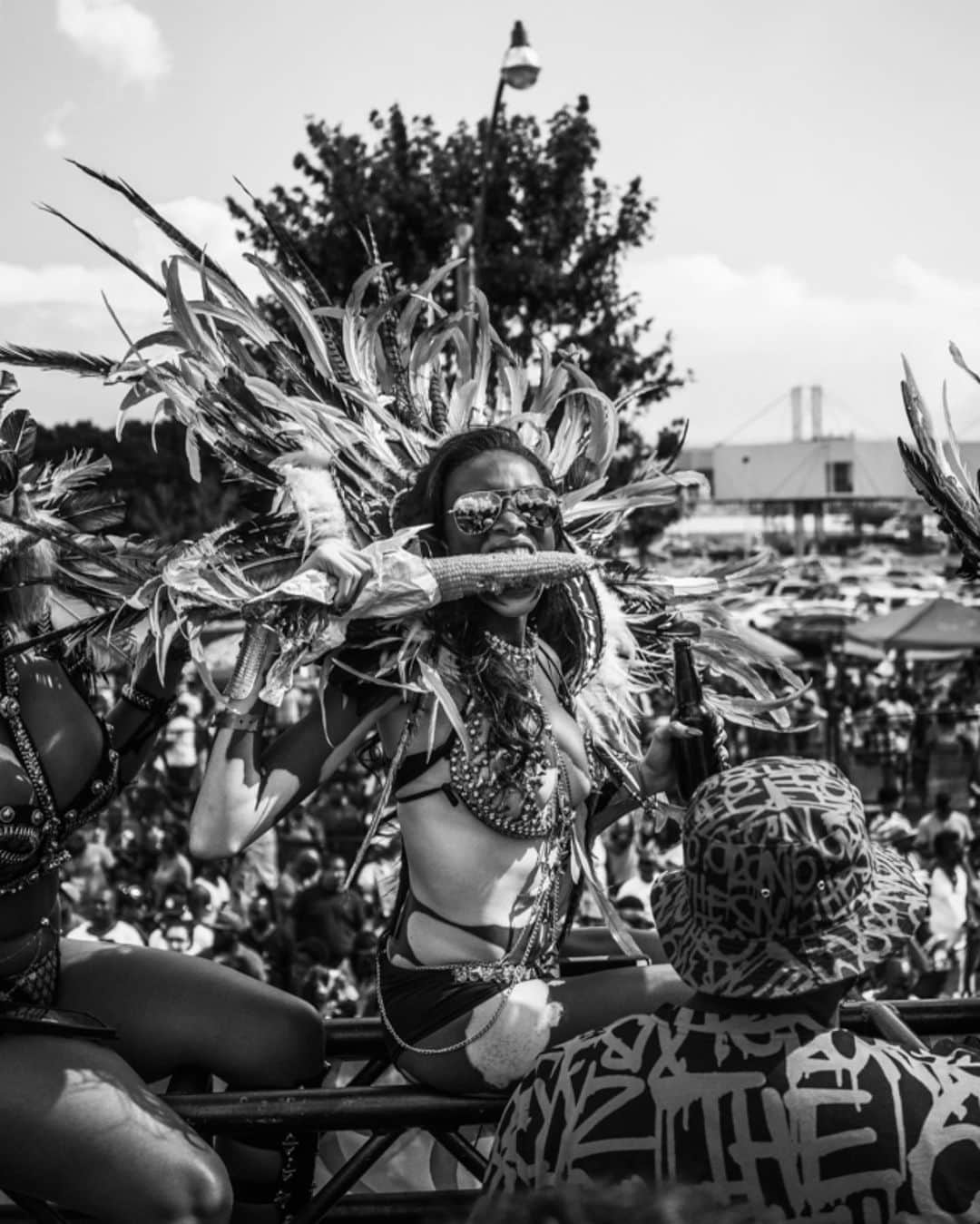 ウィニー・ハーロウさんのインスタグラム写真 - (ウィニー・ハーロウInstagram)「@ldochev @tommyhilfiger MET #fanart ✨ Carnival Inspo 🇯🇲」5月9日 0時22分 - winnieharlow