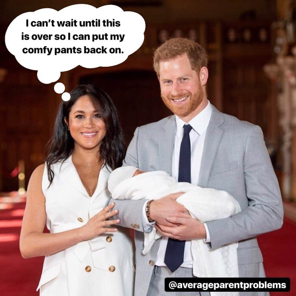 Average Parent Problemsさんのインスタグラム写真 - (Average Parent ProblemsInstagram)「Yes Meghan looks beautiful in the first photos of #babysussex, but I feel fairly confident that this is what she was thinking! #averageparentproblems」5月9日 0時51分 - averageparentproblems