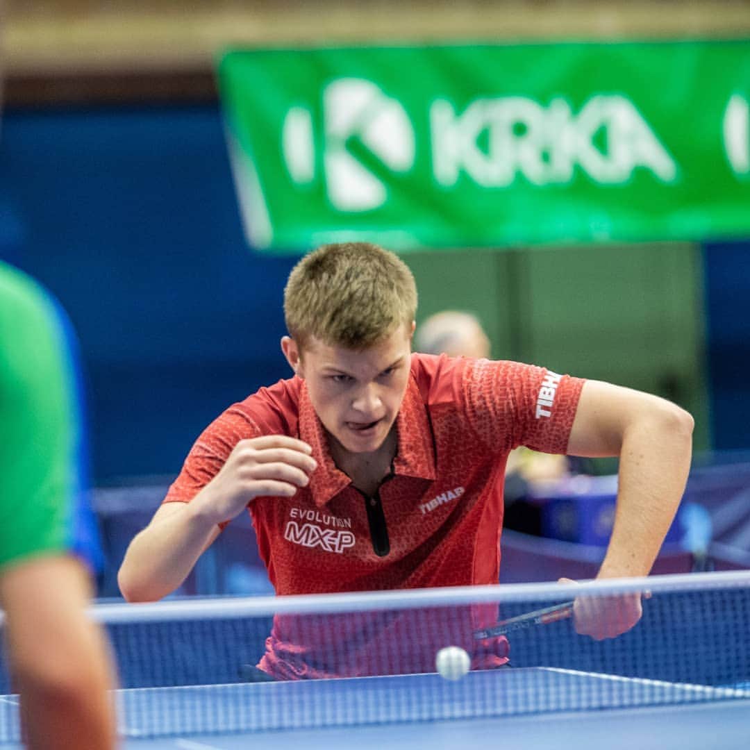 ITTF Worldさんのインスタグラム写真 - (ITTF WorldInstagram)「🤔 Which has been your favourite match from Day 1 of the 2019 #ITTFChallenge Slovenia Open been so far? 🇸🇮🏓 . The 🔥 continues on tv.ittf.com 🎥」5月9日 0時58分 - wtt