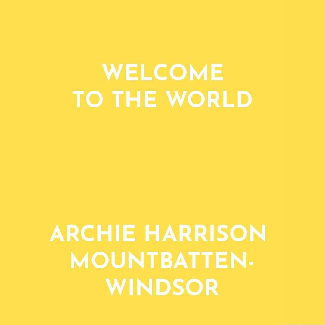 セルフリッジズさんのインスタグラム写真 - (セルフリッジズInstagram)「#BabySussex has a name | Double tap to reveal your 💛 for the newest #RoyalBaby . . . #ArchieHarrisonMountbattenWindsor」5月9日 0時59分 - theofficialselfridges