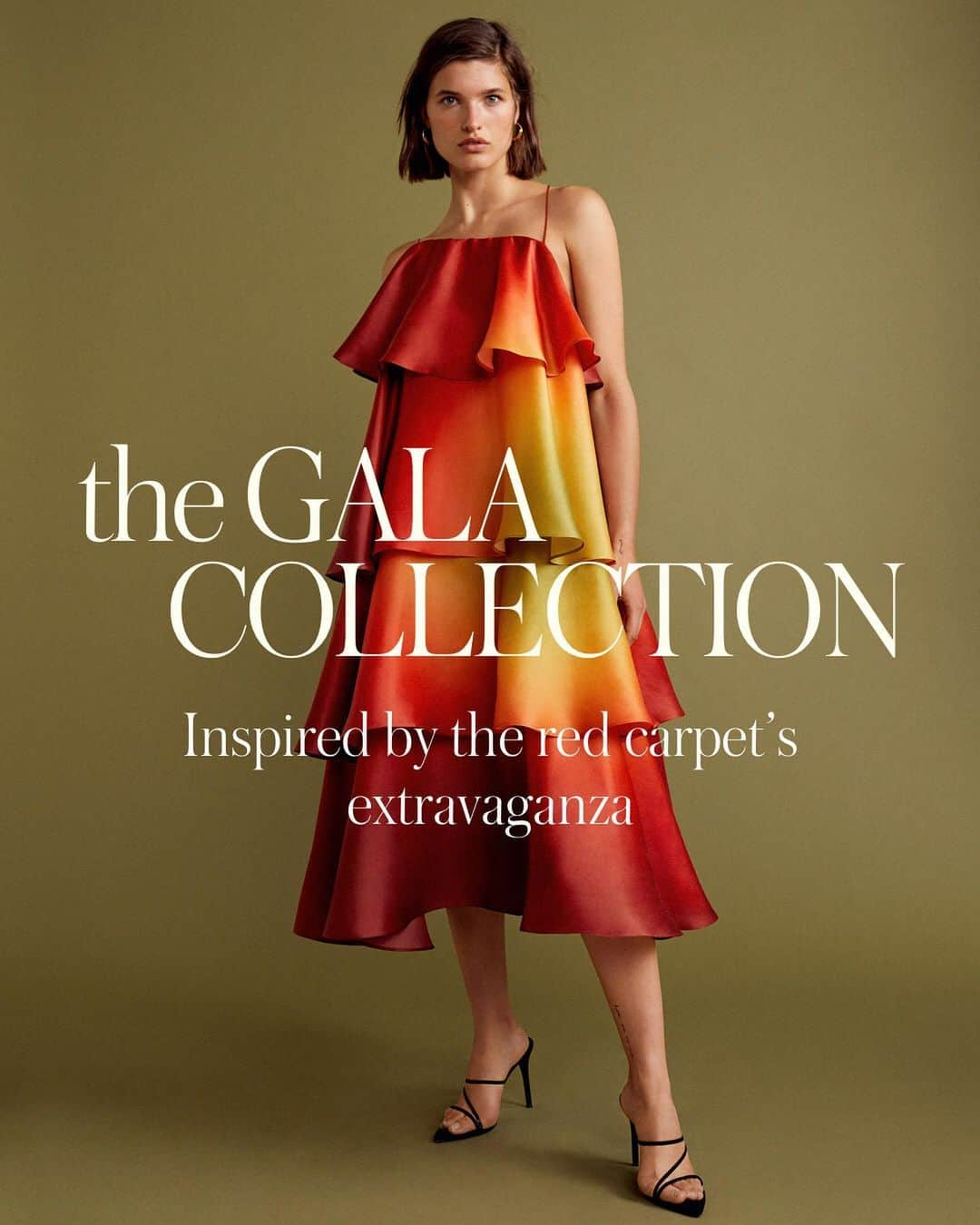 MANGOさんのインスタグラム写真 - (MANGOInstagram)「The Gala Collection | Inspired by the red carpet’s extravaganza.  Fringes, degradé shades and dazzling details. This special collection of garments and accessories will propel your wardrobe to a real midsummer (and super glamourous) night’s dream.  Available online and at Mango New York SoHo store in June. You can now discover all the styles through the link in bio.  #MangoSS19 #Mango」5月9日 0時59分 - mango