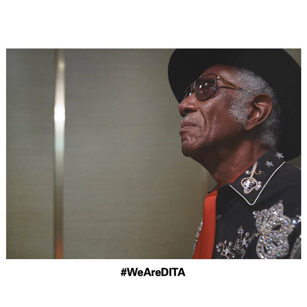 ディタのインスタグラム：「Meet Andre. The classic cowboy. Raised a little in Dakar, a little in Paris, and a little in Marfa, Texas, this guy is a sculptor. Even when spoken to in English, he usually responds in French. #WeAreDITA #DITAsunglasses #DITAeyewear」