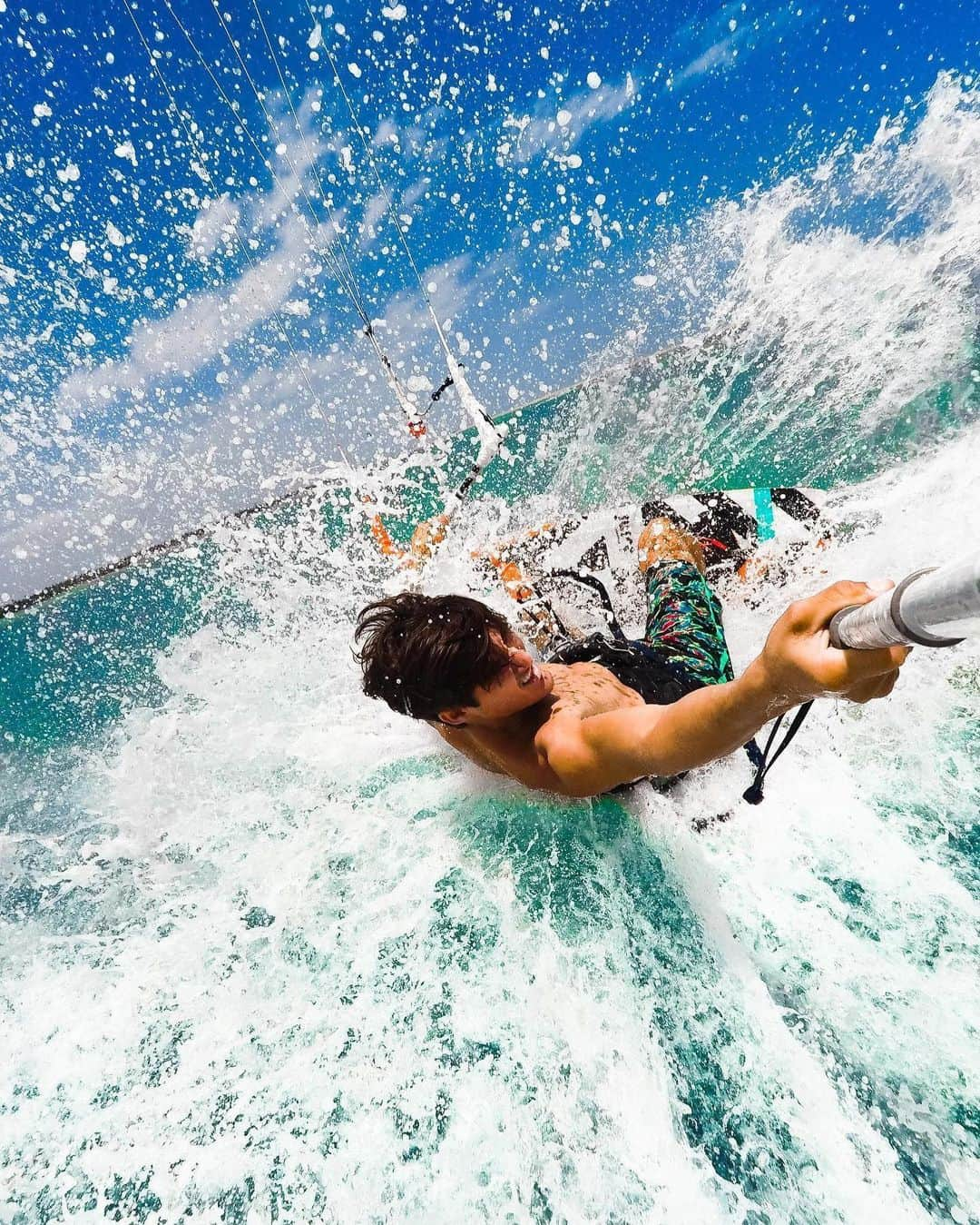 goproさんのインスタグラム写真 - (goproInstagram)「Photo of the Day: Splash zone. 🌊 @alexnetow put his #GoPro through a water test, free riding in Porto do Barco. • Did you know #GoProHERO7 Black is waterproof down to 33ft without a housing? • • • @GoProBR #GoProBR #GoPro #Wake #Brasil #Waterproof」5月9日 1時13分 - gopro