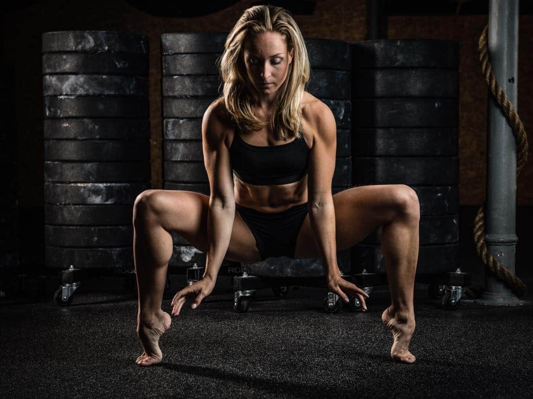 セリーヌ・バン・ガーナーのインスタグラム：「Starve your distractions and feed your focus ✨✨」
