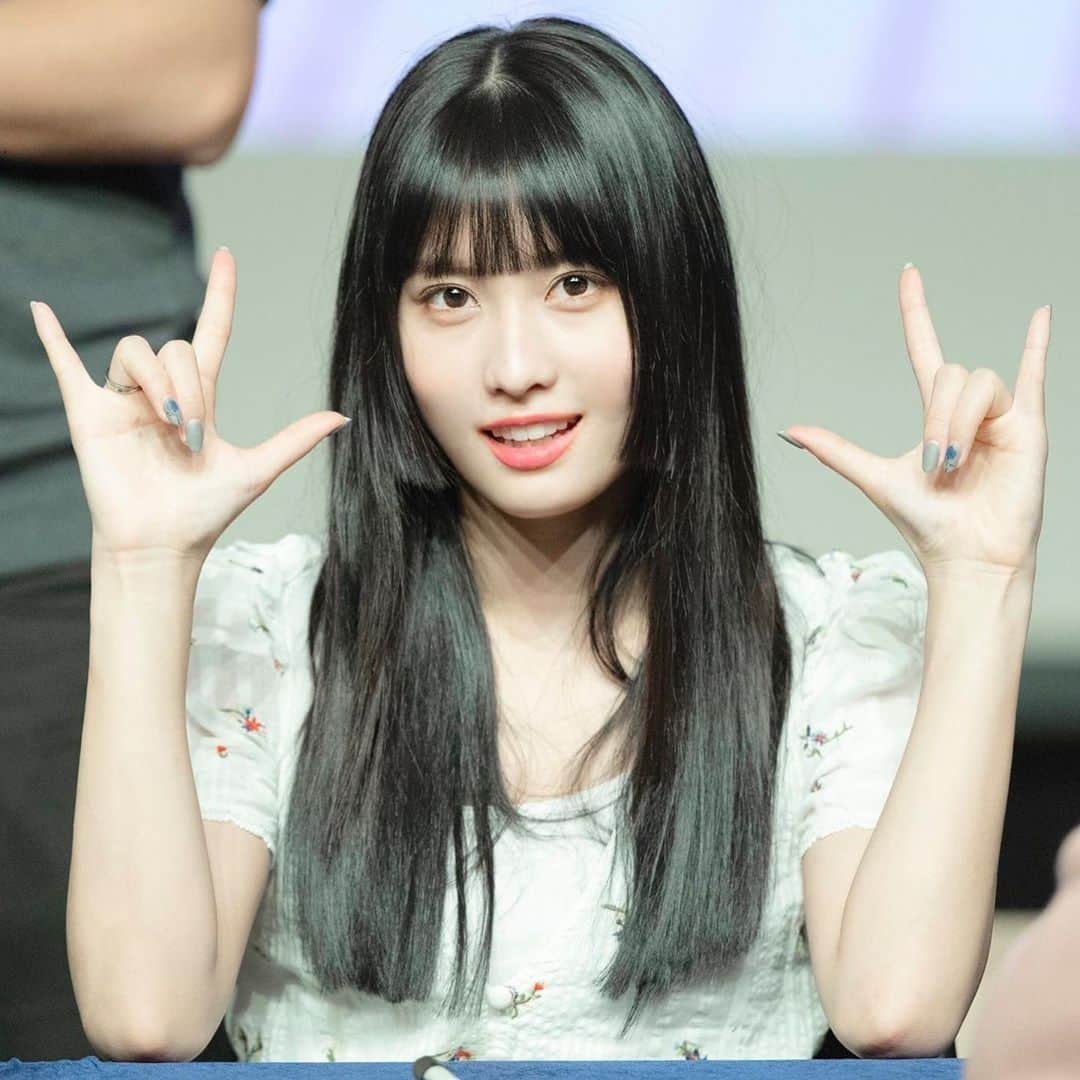 モモさんのインスタグラム写真 - (モモInstagram)「♡ [Fantaken] 190505 - Gangnam Fansign Event -  #MOMO #트와이스 #모모 #平井もも #もも #TWICE ©peachtoktok」5月9日 7時35分 - momojype