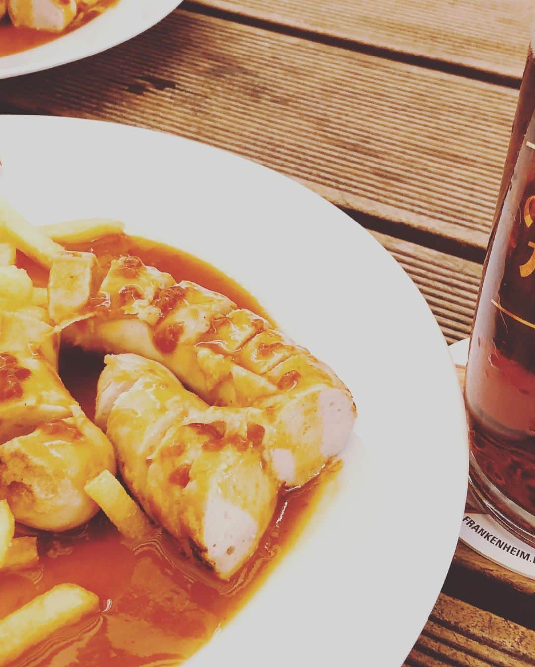 HIZAKIさんのインスタグラム写真 - (HIZAKIInstagram)「ドイツで🇩🇪教会〜ライン川で黒ビールとカリーブルストを満喫です。 #Jupiter Zeus Tour-Europe- #HIZAKI」5月9日 2時29分 - hizaki_official