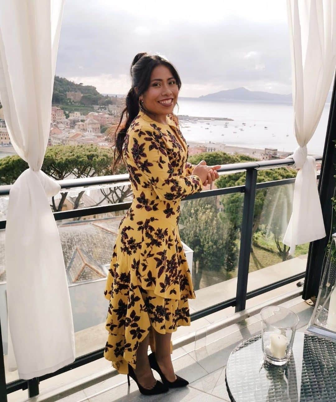 ソフィー・ロペスさんのインスタグラム写真 - (ソフィー・ロペスInstagram)「#BTS @mulberryengland #yalitzaaparicio #rivierainternationalfilmfestival」5月9日 3時29分 - sophielopez