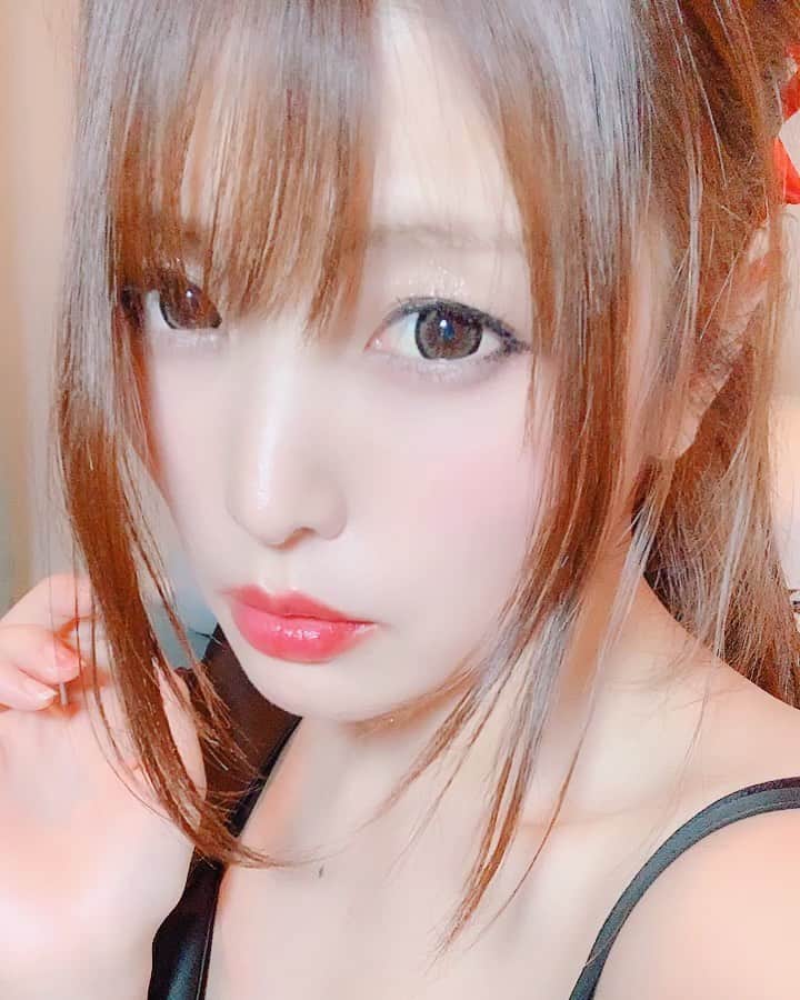 新村あかりのインスタグラム：「えちえち」