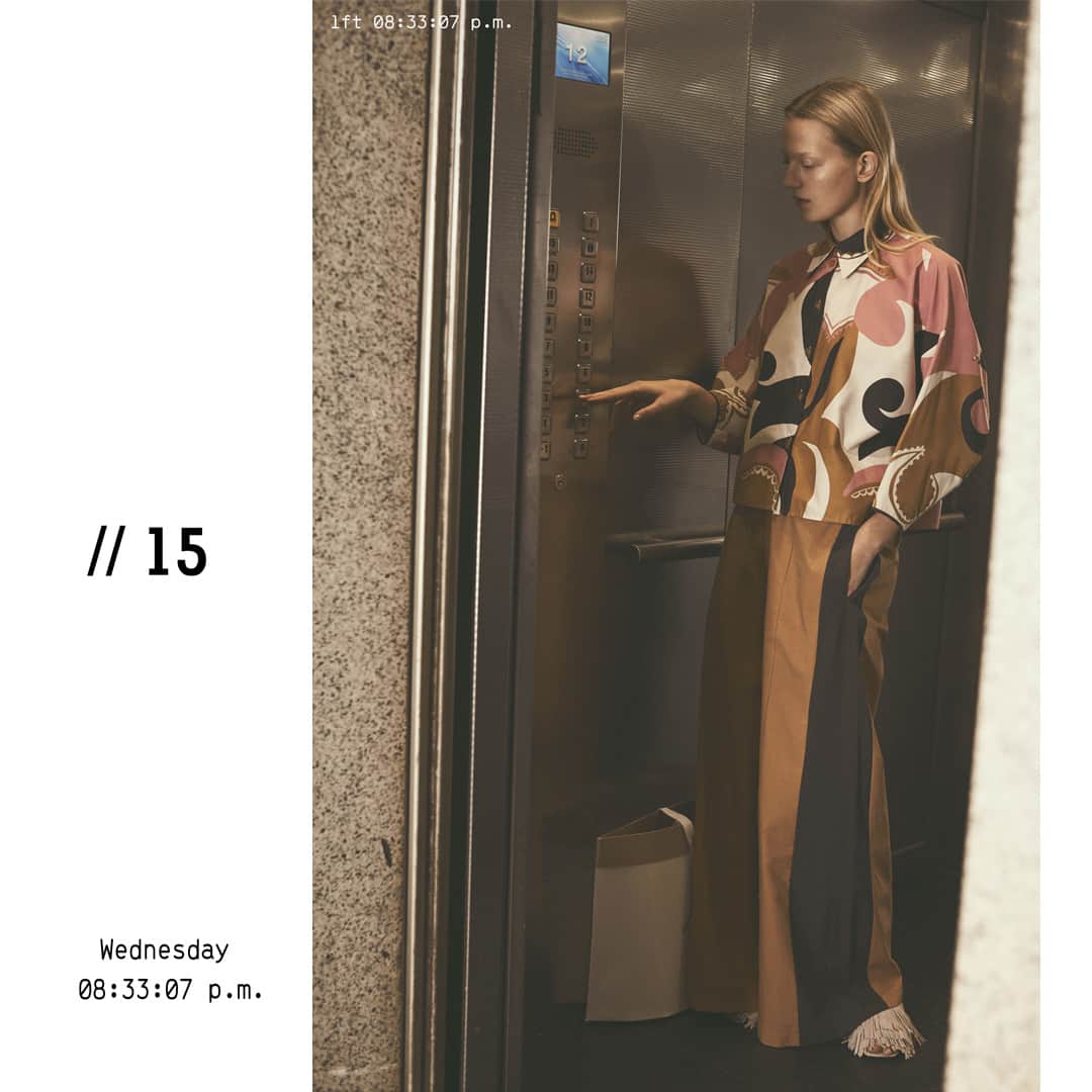 アリジさんのインスタグラム写真 - (アリジInstagram)「Wednesday 08:33:07 p.m. // All over macro printed shirt and bicolored palazzo pants, for a little bit 70s mood 🌼 Discover all ALYSI #outfitoftheday from Ss19 "Elevator life series", in boutique or on alysi.it 🍃 . . #alysi #ootd #ss19 #elevatorlife #getinspired #printedshirt #70s #mood #springtime #casualelegance #dailylook #madeinalysi #wednesday」5月9日 4時01分 - alysiofficial