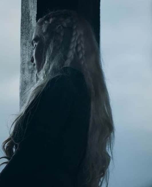 ハリウッド・リポーターさんのインスタグラム写真 - (ハリウッド・リポーターInstagram)「This is war. Daenerys Targaryen and Cersei Lannister prepare for one last showdown in the first look photos from the upcoming episode of #GameOfThrones. Head to the link in bio to see more.」5月9日 5時17分 - hollywoodreporter