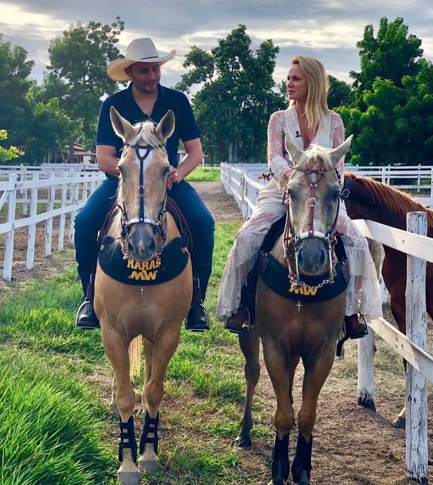 Eliana Michaelichin Bezerraさんのインスタグラム写真 - (Eliana Michaelichin BezerraInstagram)「Amo este clima... @mano_walter #haras #alagoas #juramentododedinho」5月9日 5時28分 - eliana