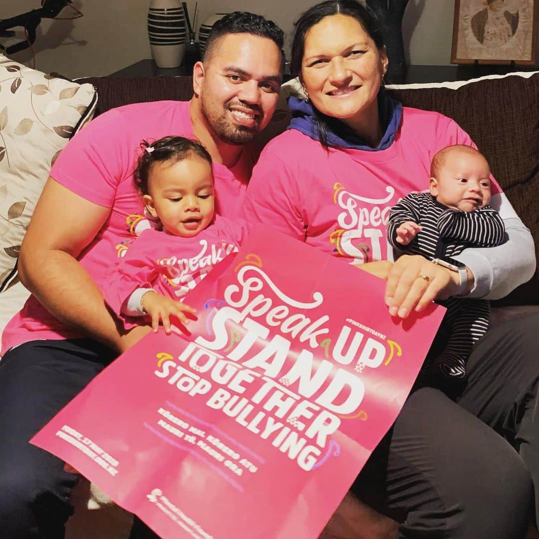 バレリー・アダムスさんのインスタグラム写真 - (バレリー・アダムスInstagram)「My Family and I are Getting behind #pinkshirtday Speak up, Stand Together, Stop Bullying! Mauri tū, mauri ora. May 17, get ur pink on @cotton_on_nz 👚🙌🏽」5月9日 16時50分 - valerieadams84